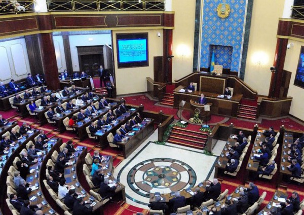 сенат Казахстан