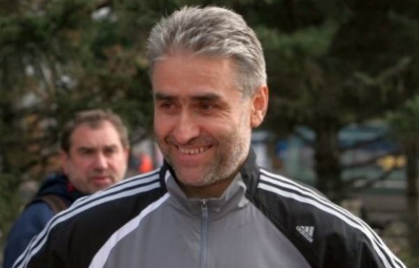 Толстоухов