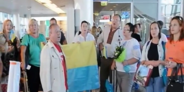 гимн украины в шереметьево