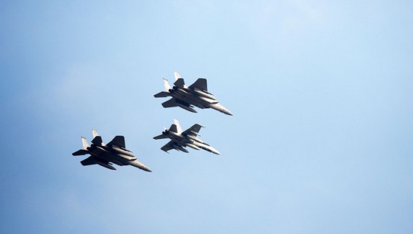 истребители F-18