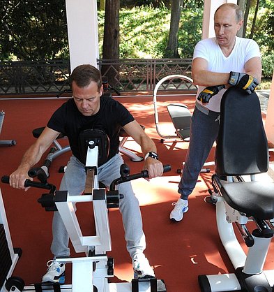 Медведев Путин