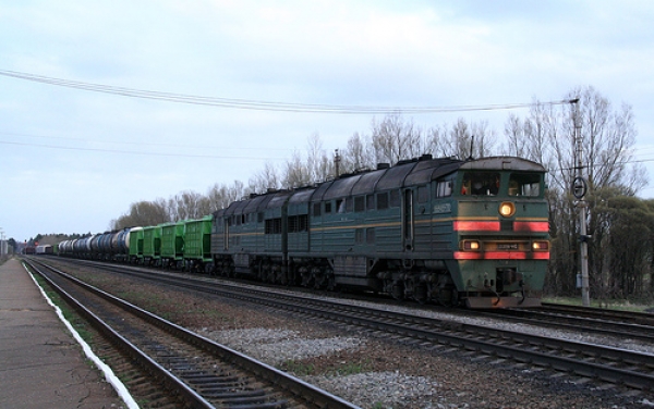 поезд грузовой