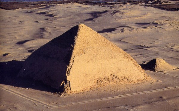 ЛОманая пирамида