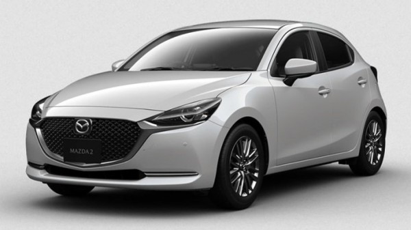 Mazda 2, белая