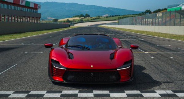 Ferrari Daytona SP3, суперкар
